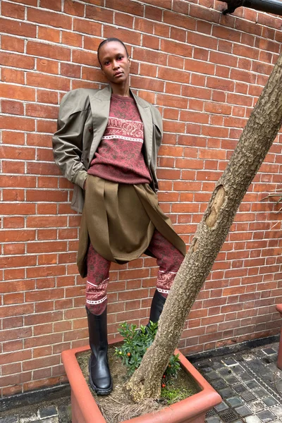Look 17